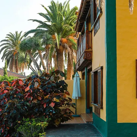 Casas-bungalows Pajeros * Brena Baja