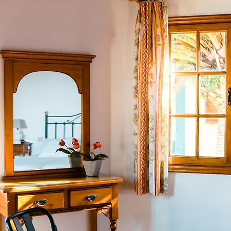 Casas-bungalows Pajeros * Brena Baja