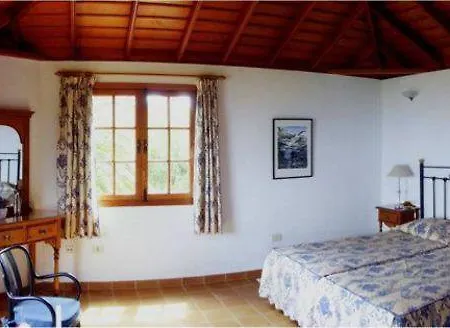 Casas-bungalows Pajeros * Brena Baja