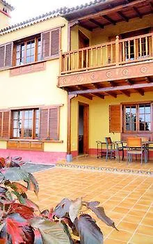 Casas-bungalows Pajeros * Brena Baja